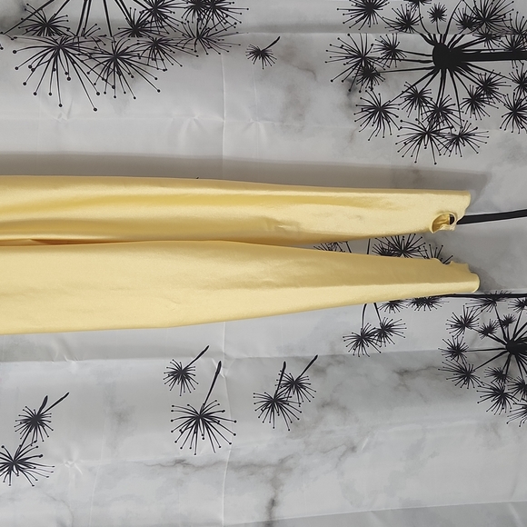 1980's one piece lycra workout leotard with stirrup feet - Picture 5 of 5